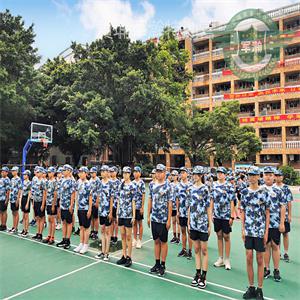2023黄埔军事夏令营如何正确引导孩子面对手机的危害