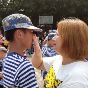 黄埔军瀚特训夏令营懂得感恩的孩子