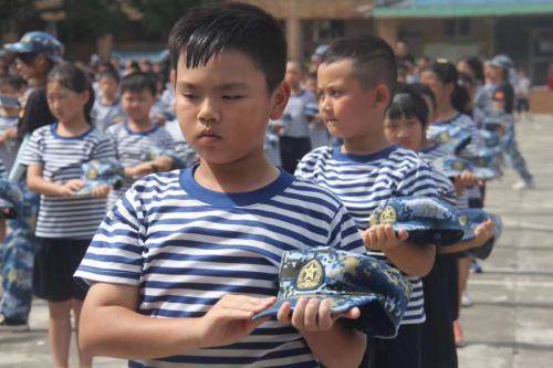 2023黄埔军事夏令营：吃饭、吃苦、吃亏这三件事很重要，但很